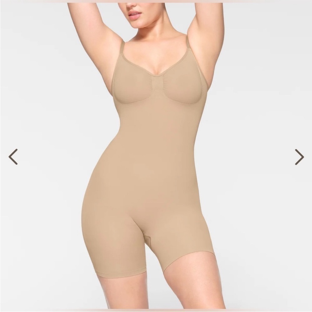 Skims Everyday Sculpt Mid Thigh Bodysuit Shapewear Clay Nude Women’s Size XS